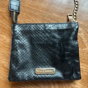 Steve Madden Black Textured Crossbody Bag